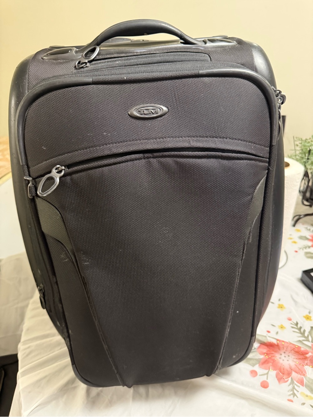 Tumi Black Upright Carry-On Spinner